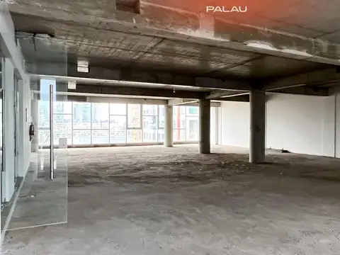 Oficina en Venta al Este