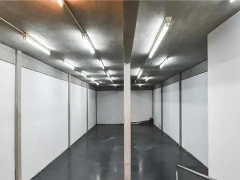 Local COMERCIAL EN EXELENTE ESTADO