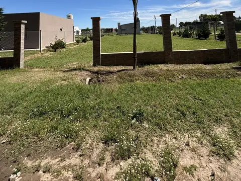 Terreno en Venta 15  mts Fondo