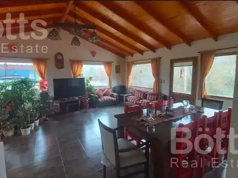 Casa en Venta en El Hoyo, USD 299.000