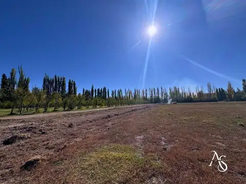 Terreno en Venta en Contralmirante Cordero, USD 45.000