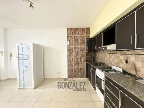 Depto Tipo Casa en Venta en Mataderos, USD 80.000