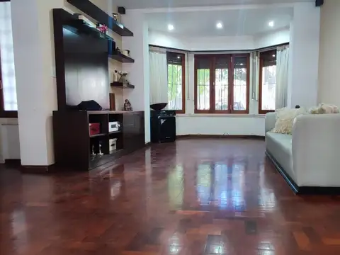 Casa en Venta en Bernal, USD 265.000