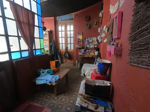 Casa 4 ambientes con 1 baño