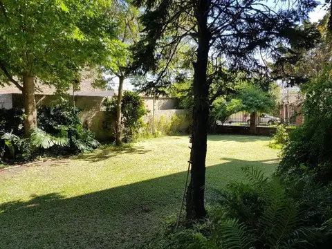 VENTA - TERRENO - WILDE - PARAMARIBO AL 6500