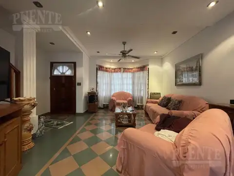Casa en Venta en Banfield, USD 270.000