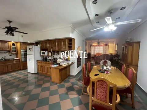 Casa en Venta al Este
