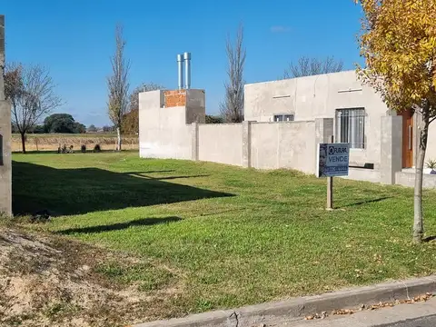 Terreno en Venta 33  mts Fondo