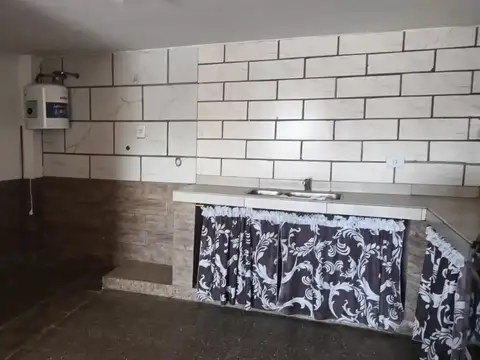 Departamento en Alquiler en Rafael Castillo, $ 350.000