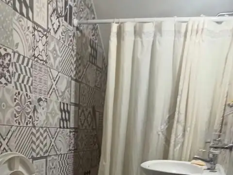 Departamento en Alquiler en Rafael Castillo, $ 350.000