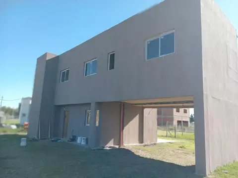 Venta Casa 4 amb. Cardales Chico