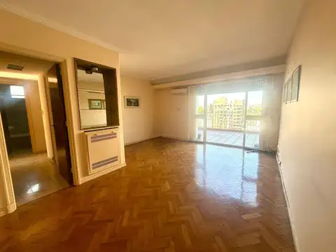 Muniz 400, Piso 8