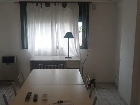 Avenida 44 entre 1 y 2 300