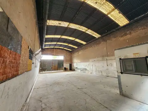 GALPON PARABOLICO CON DEPOSITO Y OFICINA