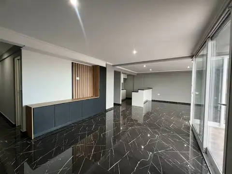 Depto 3 amb en venta c/cochera, balcón y terraza