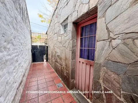 Casa en Venta con 1 cochera