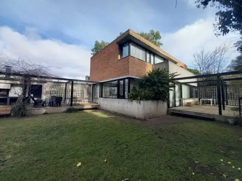 Casa en Alquiler de 3 dormitorios
