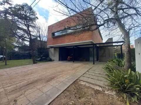 466 e/ 12 y 13 , Piso 0