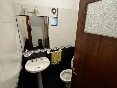 Oficina 3 ambientes con 1 baño