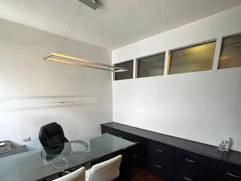 Duarte Quiros 600, Piso 2
