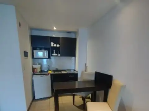 Monoambiente Amoblado equipado Edf Pileta y Solárium