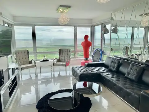 Departamento 4 ambientes con 4 baños
