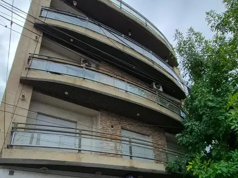 Altolaguirre  al 200