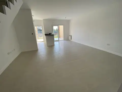 Casa  en Alquiler en Jardines del Palmar, El Palmar, Nordelta