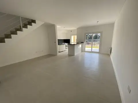 Casa  en Alquiler en Jardines del Palmar, El Palmar, Nordelta