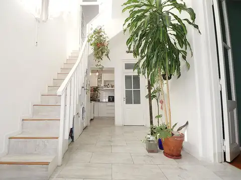 Depto Tipo Casa en Venta de 4 ambientes