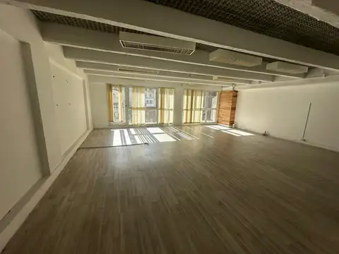Oficina en Alquiler 35 años