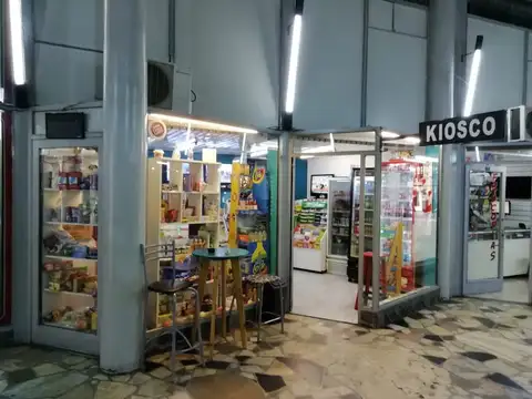 AV. DE MAYO 1300, Piso locales