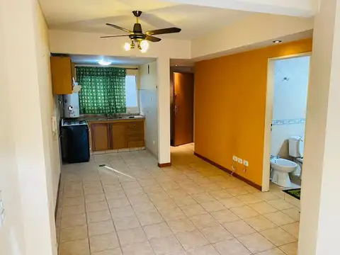 DEPARTAMENTO 2 AMBIENTES CASEROS