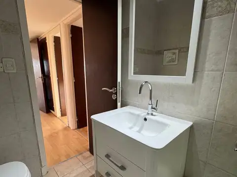 PISO DE 4 AMB CON BALCÓN CORRIDO