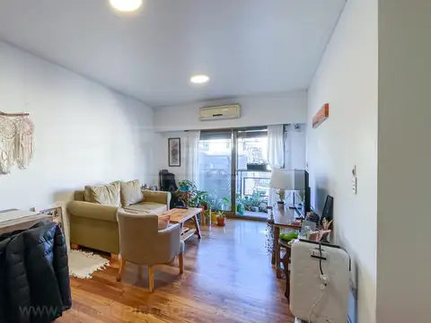 Avalos  al 2100 entre Olazabal y Mendoza