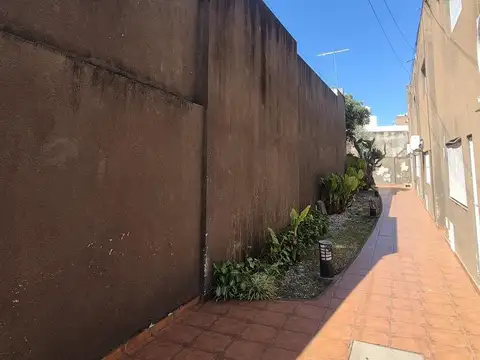 PH en Azcuenaga - patio exclusivo