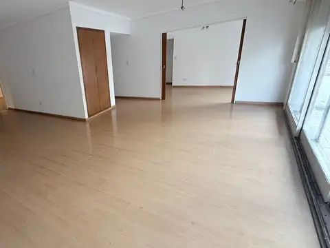 Departamento en Venta en Villa del Parque, USD 268.900