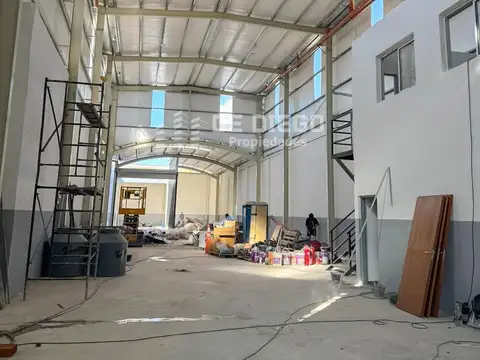 Depósito en Parque Chas