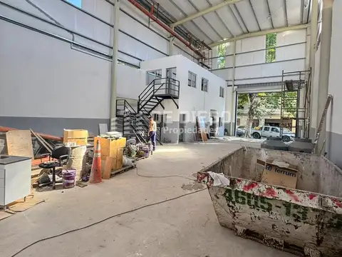 Galpon en Alquiler A Estrenar