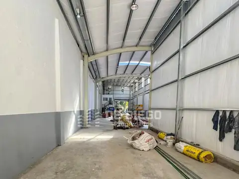 Galpon en Alquiler en Parque Chas, USD 15.000