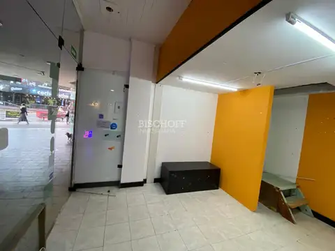 Local en Alquiler en Centro, USD 300