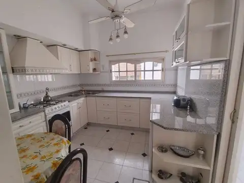 VENTA CASA 376M2  (8,3X43,3) APTO PROF. SAN JUSTO