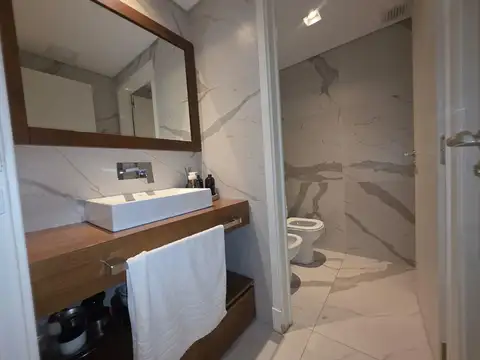 Oficina en Alquiler en Barrio Parque Leloir, USD 1.500