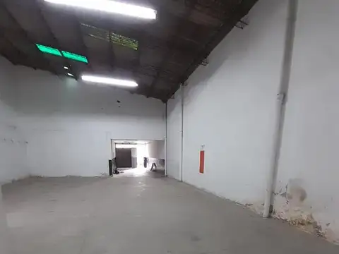 Galpon en Alquiler en Bernardino Rivadavia, USD 2.300