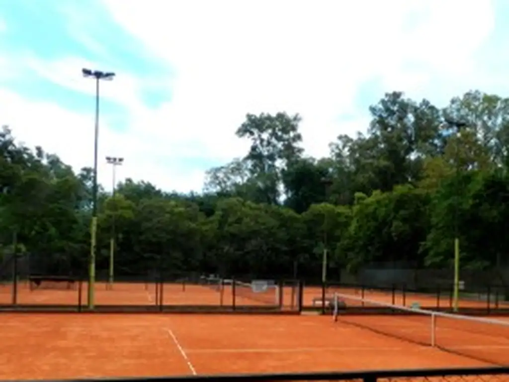 Actividades deportivas futbol, tenis en Fincas del Lago