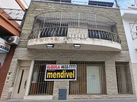 LOCAL EN MUY BUEN ESTADO A METROS DE RIVADAVIA