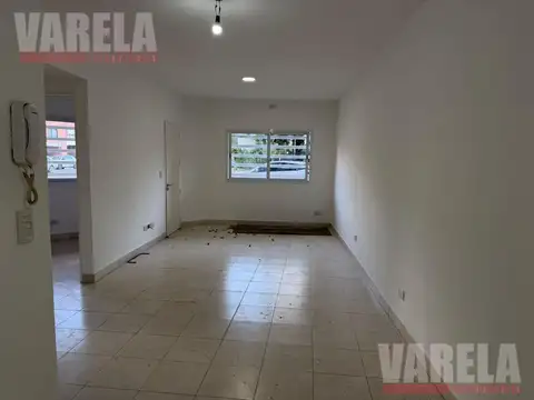 Depto Tipo Casa en Alquiler de 3 ambientes
