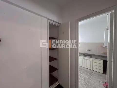 ALQUILER 4 AMBIENTES EN PLANTA BAJA PARA USO PROFESIONAL