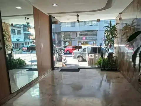 Avenida Díaz Vélez 5300