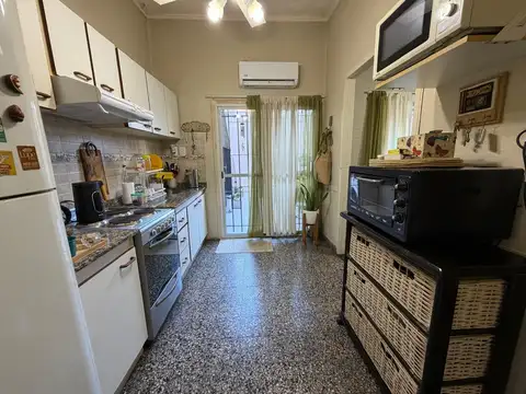 Casa 6 ambientes con 3 baños